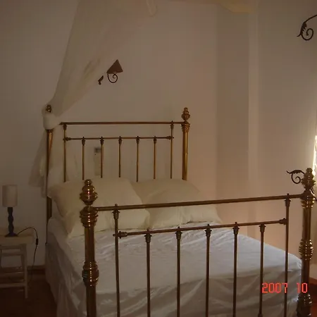Roditses Beach Sea Front Apartments Samos Town Room photo